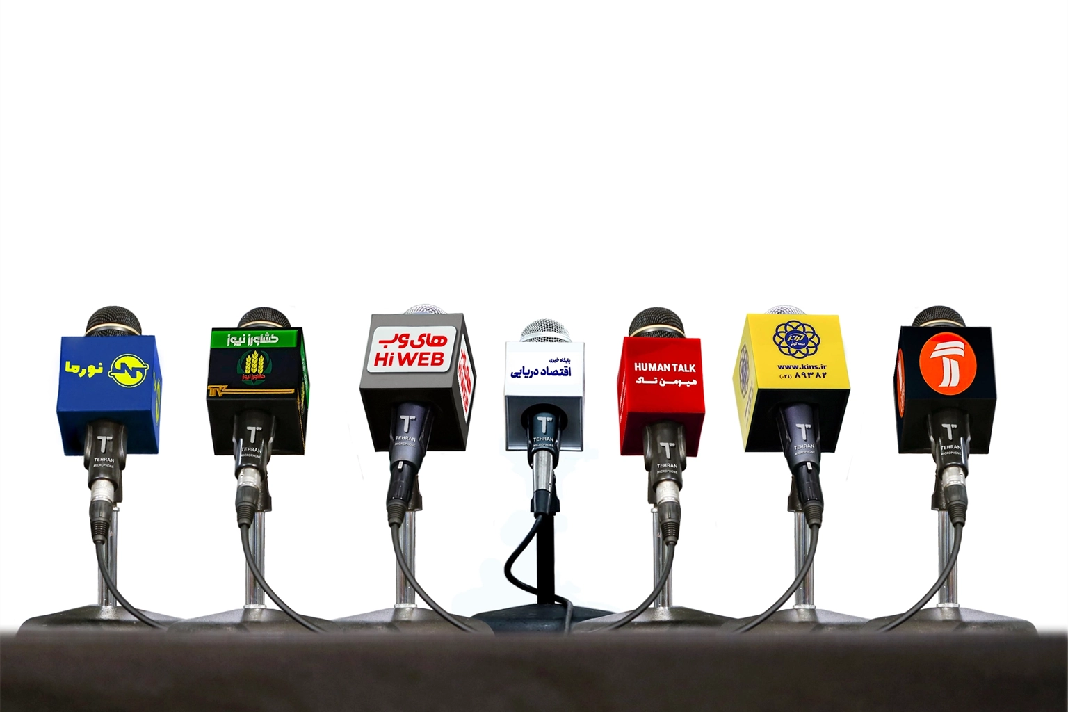 راهنمای کامل خرید ابر و باکس میکروفن ایرانی یا خارجی کدام بهتر است